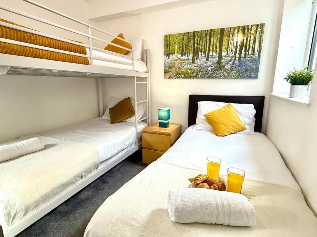 קידלינגטון Walnut Luxurious 2-Bedroom With Ensuite - Parking, Netflix, Wifi - Close To Oxford, Bicester & Blenheim Palace מראה חיצוני תמונה
